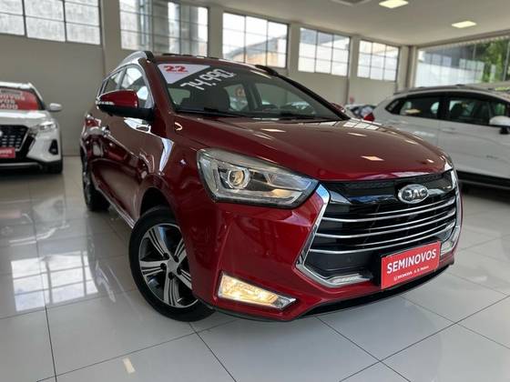 JAC T40 1.6 16V GASOLINA PLUS 4P CVT